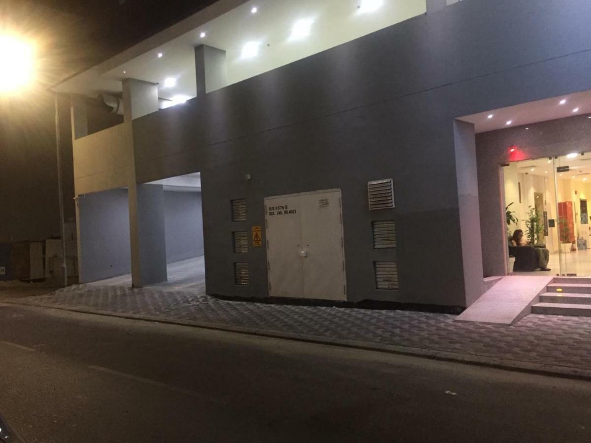 Tangier Tower Hotel Manama Exterior foto