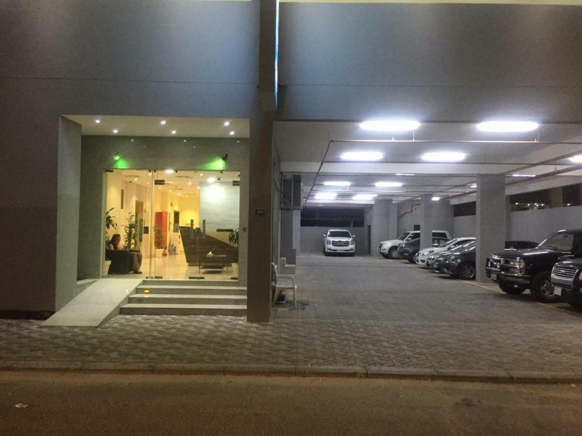 Tangier Tower Hotel Manama Exterior foto